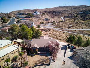 Drone / aerial view featuring a mountain view