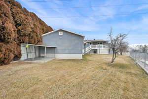 View of yard featuring a mountain view