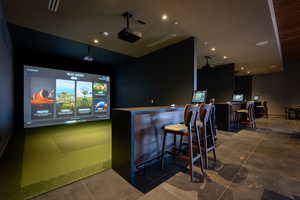 Bar featuring Trackman golf simulator