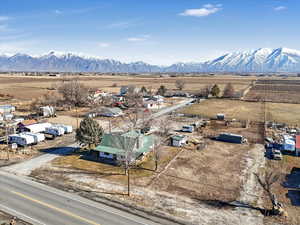 Bird's eye view featuring a mountain view