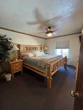 Bedroom with beautiful furnishings