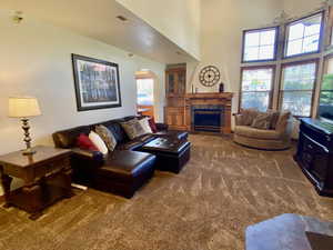 Photo 4 of 754 N HOT SPRINGS RD