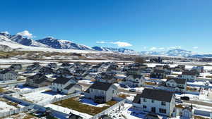 View of mountain feature with a residential view