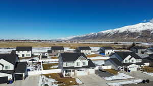 View of mountain feature with a residential view