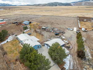 Bird's eye view featuring a mountain view