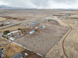 Birds eye view of property featuring a rural view