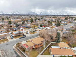 Drone / aerial view featuring a mountain view