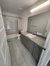 Guest bathroom upstairs