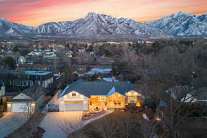 View of mountain feature