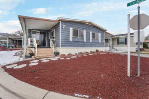 View of manufactured / mobile home