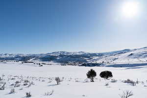 View of mountain feature