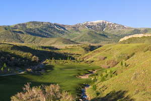 View of home's community featuring a mountain view