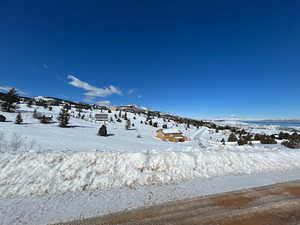 View of mountain feature