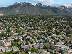 View of mountain feature