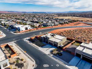 Drone / aerial view featuring a mountain view