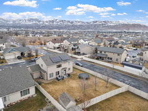 Bird's eye view featuring a mountain view