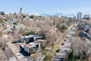Drone / aerial view featuring a mountain view