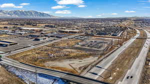 Aerial view with a mountain view