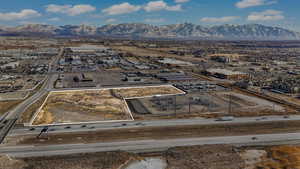 Bird's eye view featuring a mountain view