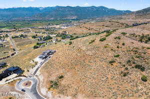 Drone / aerial view featuring a mountain view