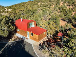 Birds eye view of property