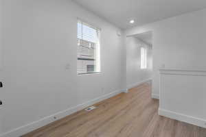 Photo 4 of 449 E RIMROCK LN #24