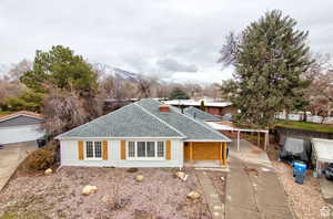 Ranch-style house featuring a mountain view