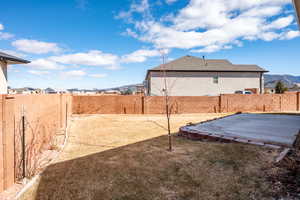 View of yard featuring a mountain view