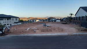 View of yard with a mountain view