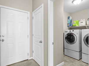 Clothes washing area with independent washer and dryer