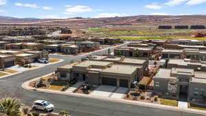 Birds eye view of property featuring a residential view and a mountain view