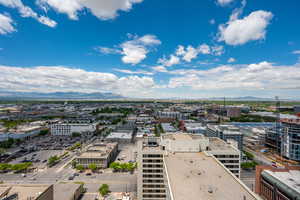 Bird's eye view with a mountain view