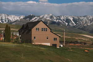 The backside of the property, with a Mountain View.