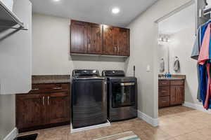 Photo 13 of 2682 S IVY LN