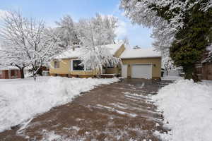 View of front of house featuring a garage