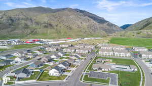 Aerial view with a residential view and a mountain view