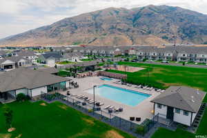 Aerial view with a residential view and a mountain view