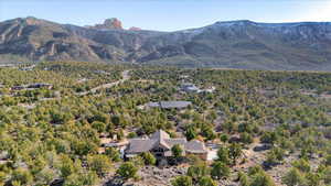 View of mountain feature