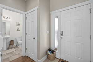 Photo 5 of 2007 E BROOKINGS DR