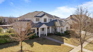 View of front of home featuring a front yard