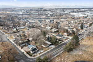 Birds eye view of property with a residential view