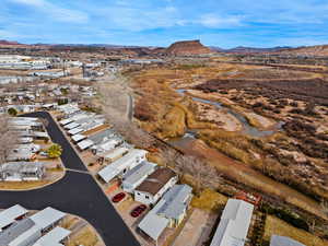 Bird's eye view with a residential view and a mountain view