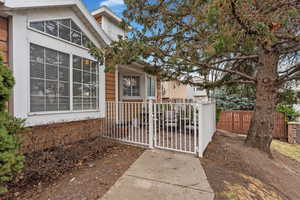 Entrance to property with fence