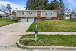 Photo 2 of 1352  CHOKECHERRY DR