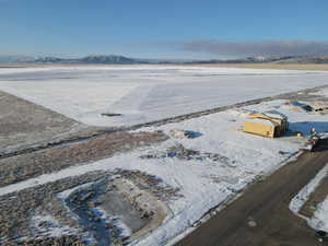 Aerial view with a mountain view