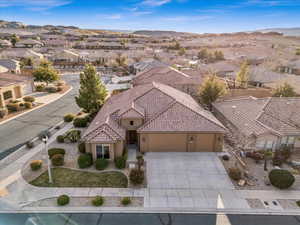 Aerial view featuring a mountain view and a residential view