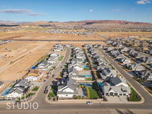 Aerial view featuring a residential view and a mountain view