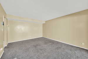 Photo 8 of 2364  CHATEAU DR #C-101