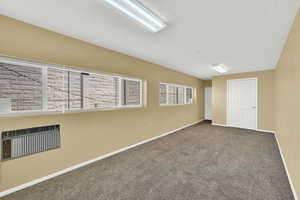 Photo 13 of 2364  CHATEAU DR #C-101