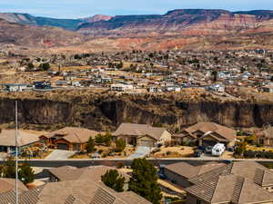 Birds eye view of property featuring a residential view and a mountain view